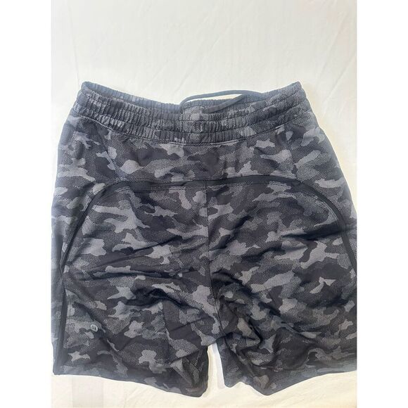 Lululemon Men Pace Breaker Black Camouflage unlined gym active shorts, size smal - Picture 4 of 7